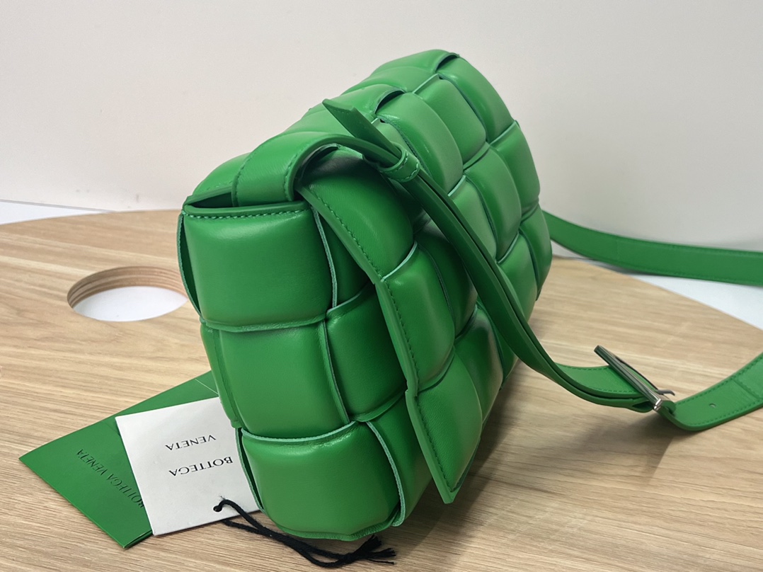  Padded Cassette Intreccio Leather Cross-body Bag Green